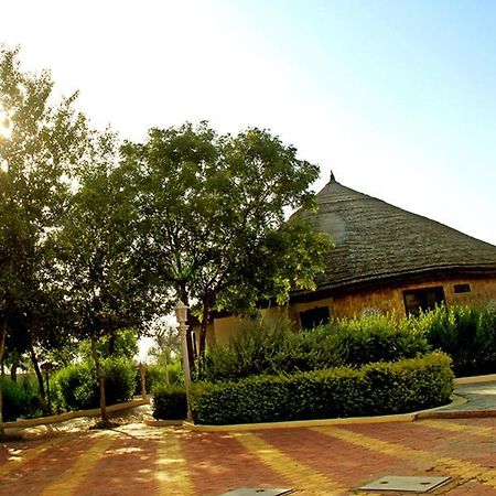 Neelkanth'S Bagar Inn Resort Jhunjhunu Exteriér fotografie