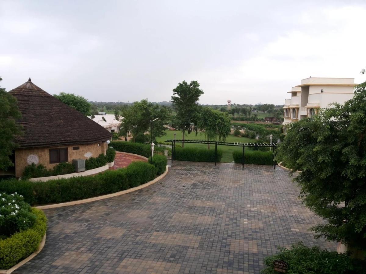 Neelkanth'S Bagar Inn Resort Jhunjhunu Exteriér fotografie