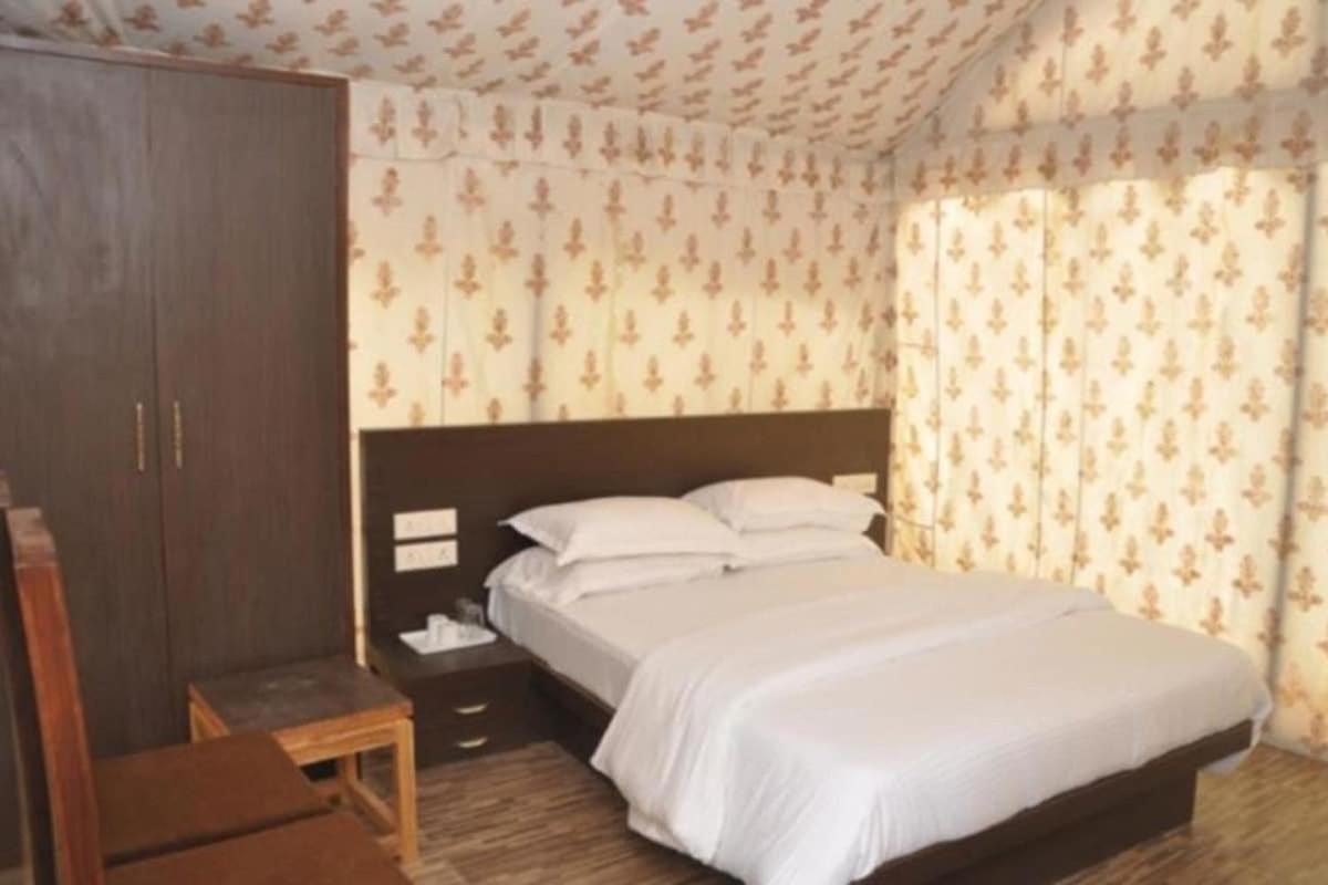 Neelkanth'S Bagar Inn Resort Jhunjhunu Exteriér fotografie