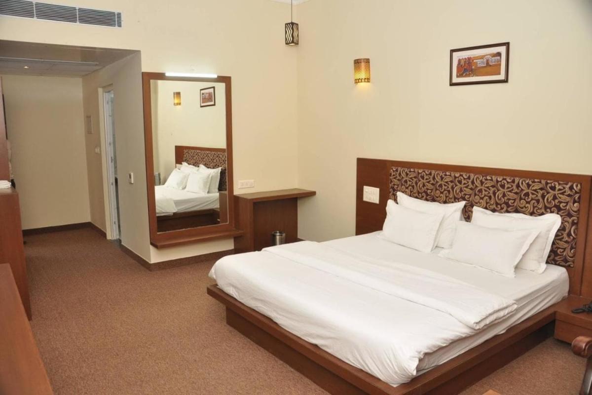 Neelkanth'S Bagar Inn Resort Jhunjhunu Exteriér fotografie