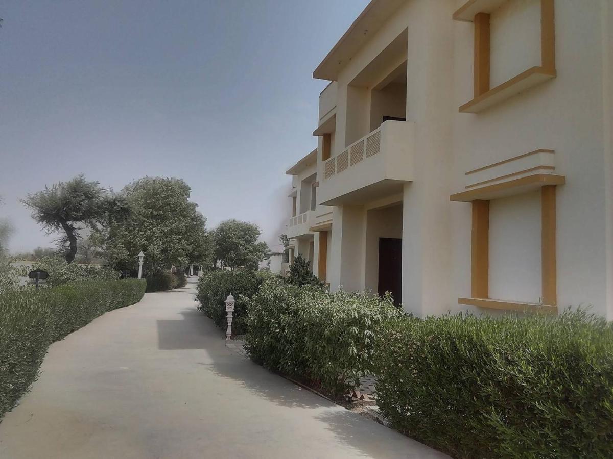 Neelkanth'S Bagar Inn Resort Jhunjhunu Exteriér fotografie
